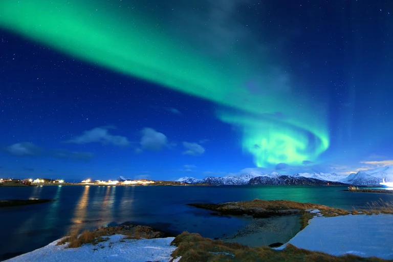 Nordlichter (Aurora Borealis) über unserer Partner-Stadt Tromsø in Norwegen